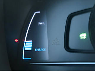 Brake-light telltale showing regen