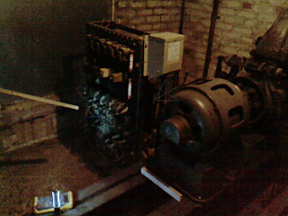 Freight elevator motor and controller