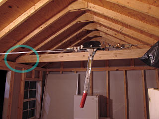 Inward preload on top plates