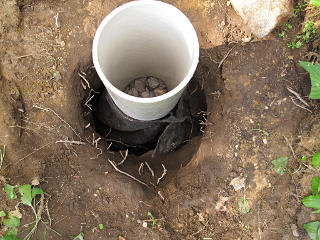 Pipe sunk in to guide rock column