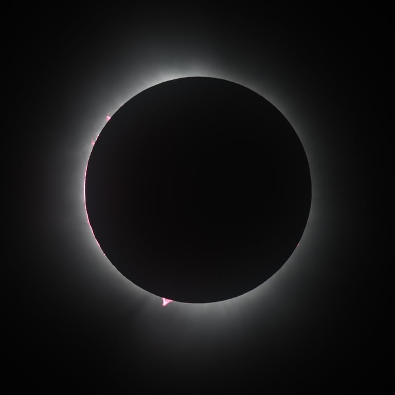 Nice totality shot swiped off Reddit, with big prominence